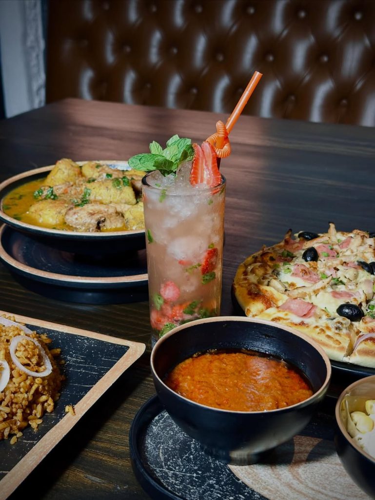 BoomTown Restaurant & Coffee Shop