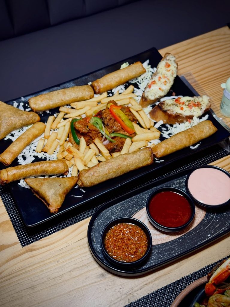 BoomTown Restaurant & Coffee Shop